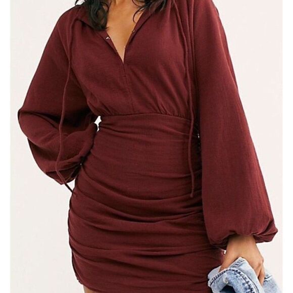 NEW FREE PEOPLE ENDLESS SUMMER Sz XS THE ONLY ONE RUCHED TIE BACK MINI DRESS - Picture 3 of 3